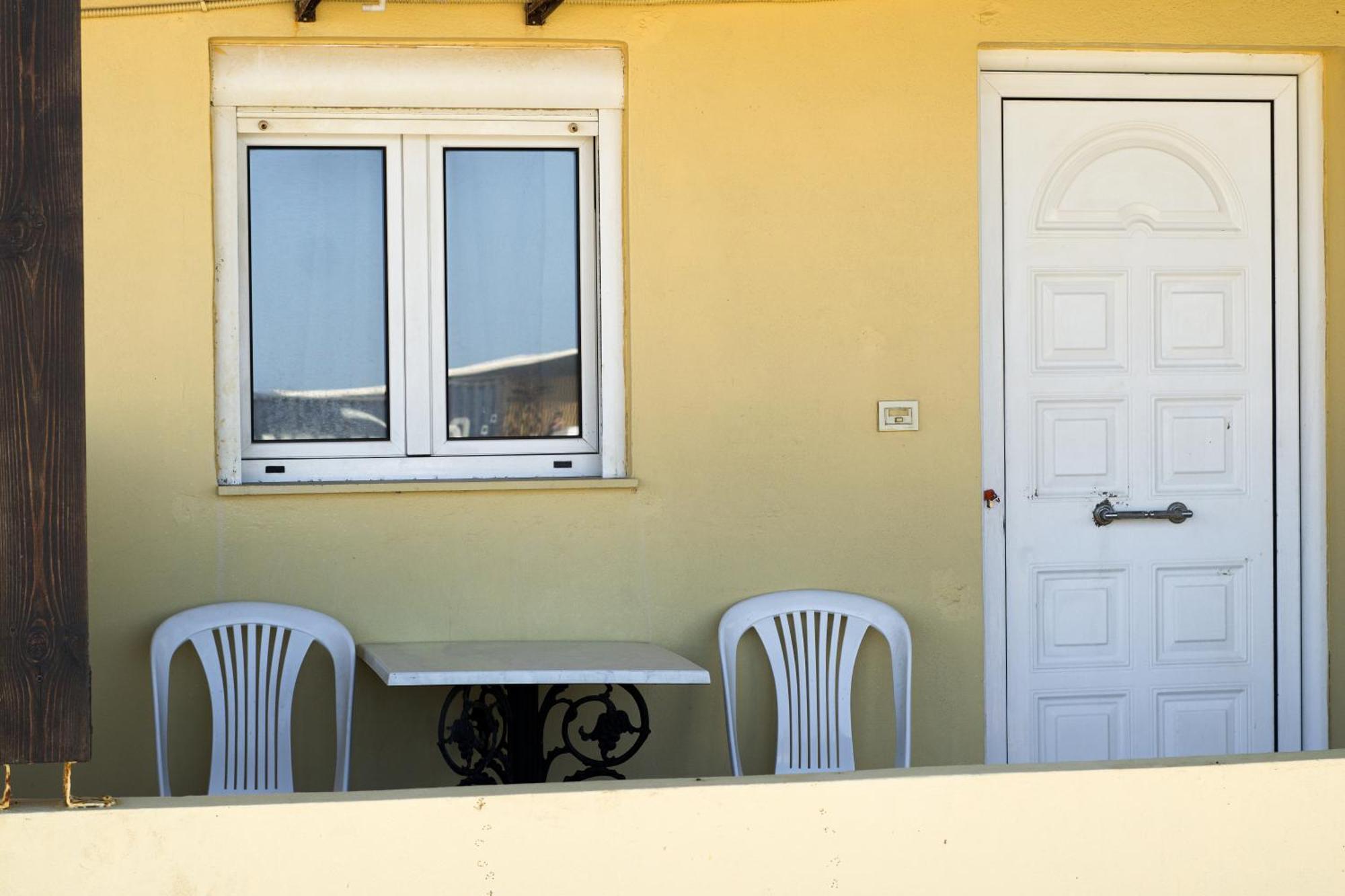 Pink Sand Sea Apartment Adelianos Kampos Dış mekan fotoğraf