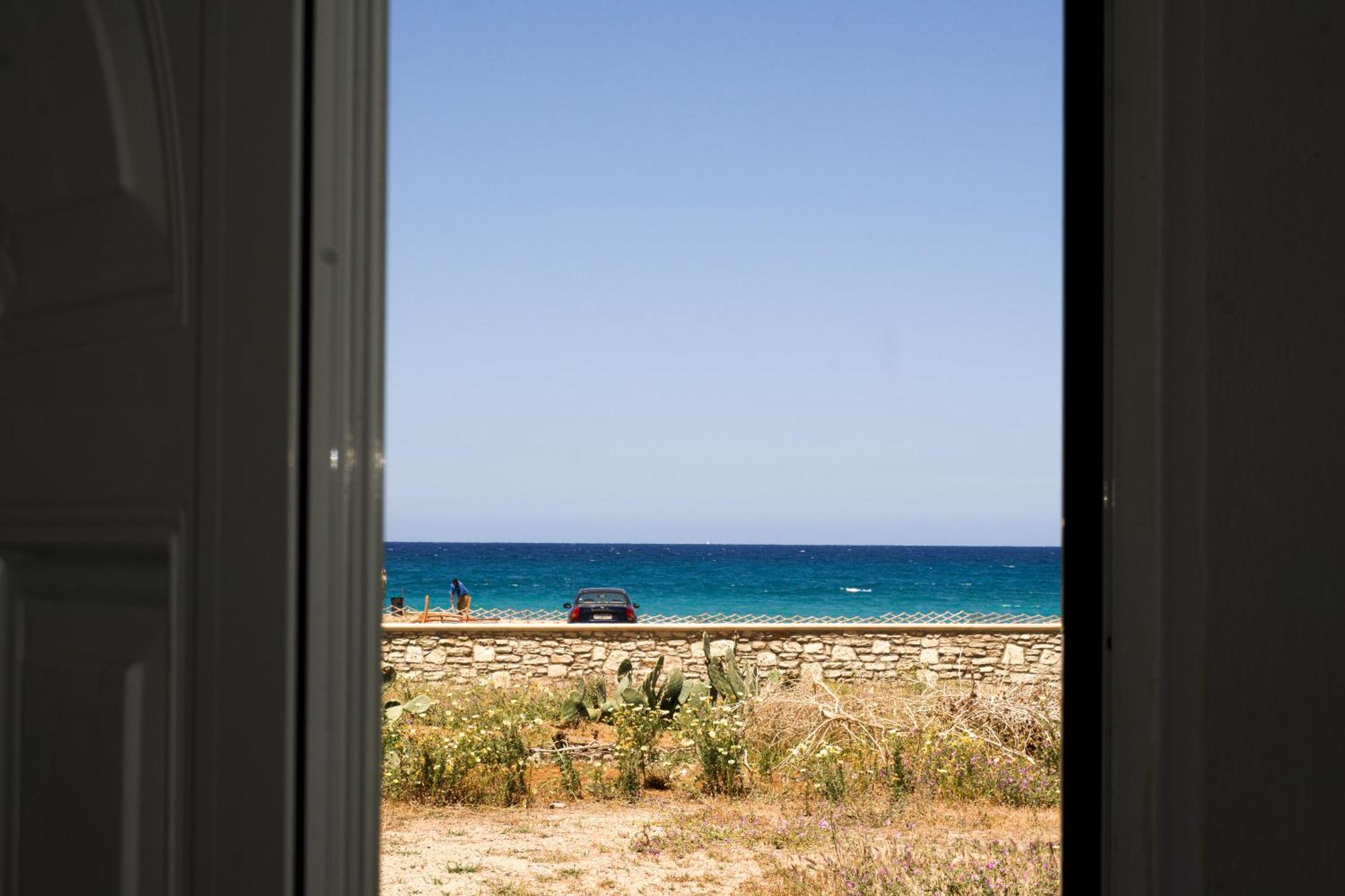 Pink Sand Sea Apartment Adelianos Kampos Dış mekan fotoğraf